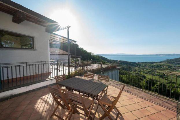 Casa Vacanze Montedoro Montefiascone Buitenkant foto